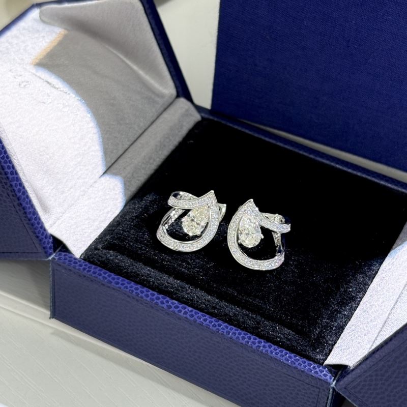 CHAUMET